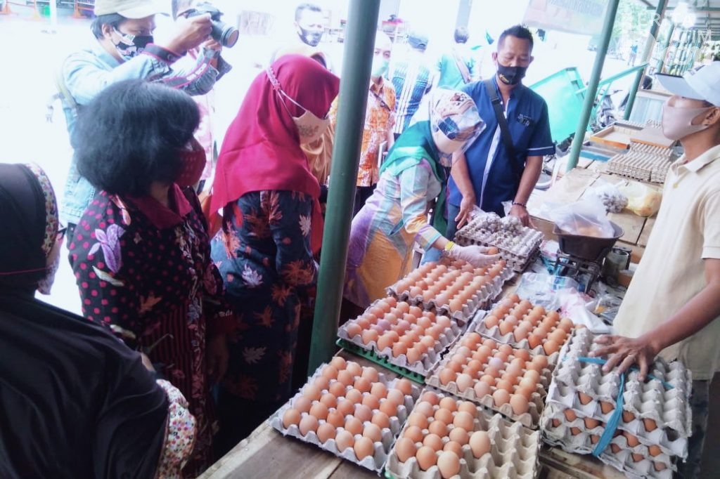 Antisipasi Lonjakan Harga Jelang Nataru, Pemkot Kediri Bersama TPID Lakukan Inspeksi