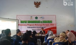 Ini Tujuan Pemasangan Stiker KPM PKH di Pamekasan