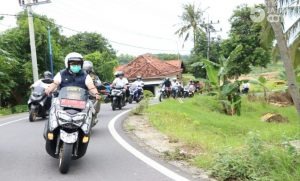Bupati dan Rombongan Tinjau Perbaikan Jalan di Pamekasan