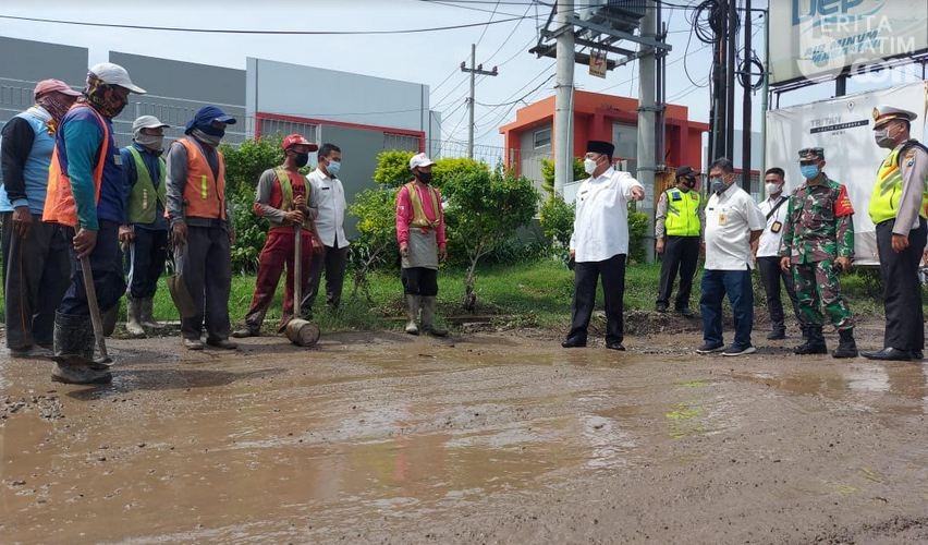 Jalan Rusak Desa Wedi Gedangan Mulai Diperbaiki