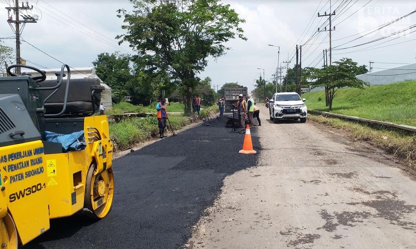 Jalan Rusak Desa Wedi Gedangan Mulai Diperbaiki