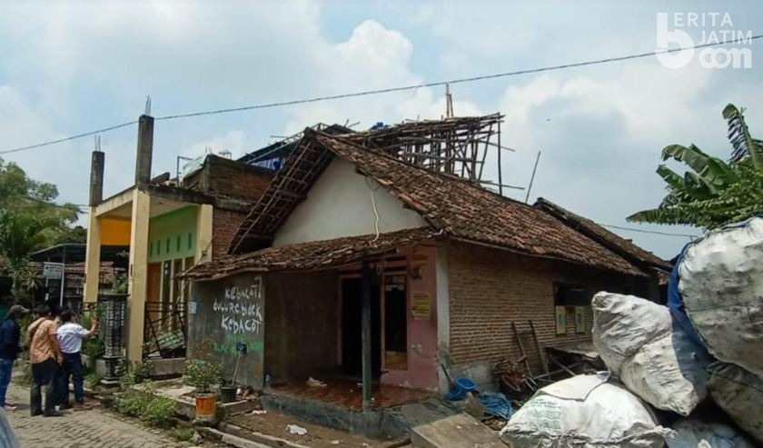 Tanpa Izin Bikin Rumah di Atas Rumah Orang Lain, Warga Sidoarjo Digelandang Polisi