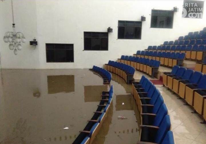 Kampus IAIN Jember Diterjang Banjir Sungai Bedadung