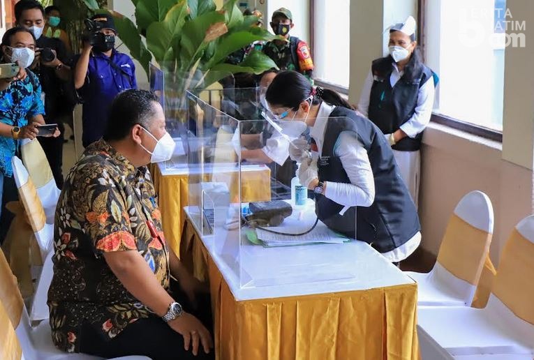Warga Surabaya Diminta Tak Takut Vaksin