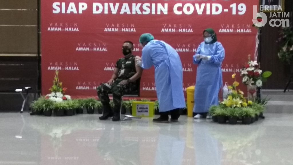 Polresta Siap Kawal Vaksinasi, Dandim 0815 Jadi Orang Pertama Terima Vaksin