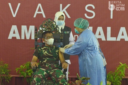 Distribusi Vaksin ke Wilayah Kepulauan Terkendala Cuaca