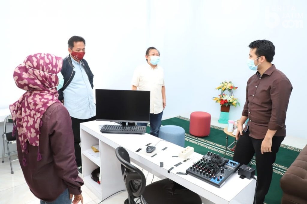 Wagub Jatim Emil Kunjungi Studio Mini Beritajatim.com