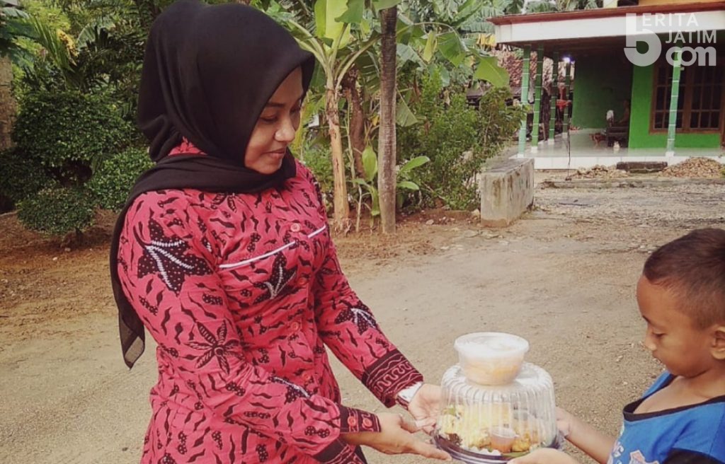 PDIP Pamekasan Rayakan HUT ke-48 dengan Berbagi