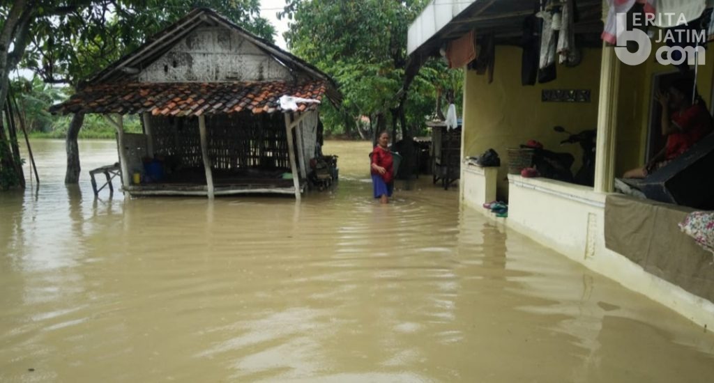Banjir Pamekasan, Jl Amin Jakfar Mulai Tergenang Air