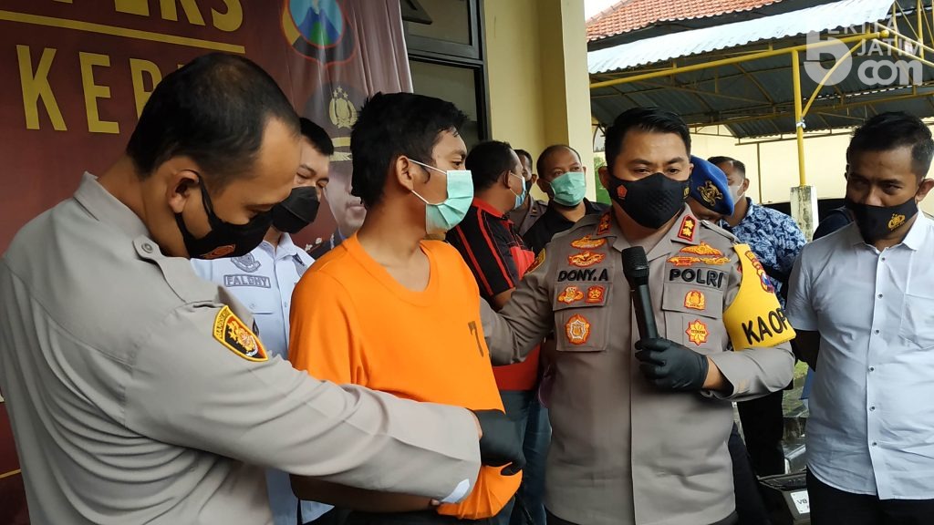Cemburu yang Salah Sasaran, Pelaku Pukul Karyawan Cafe dengan Kunci Inggris