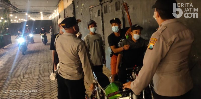 Langgar Jam Malam di Surabaya, 17 Orang Terjaring di Benowo