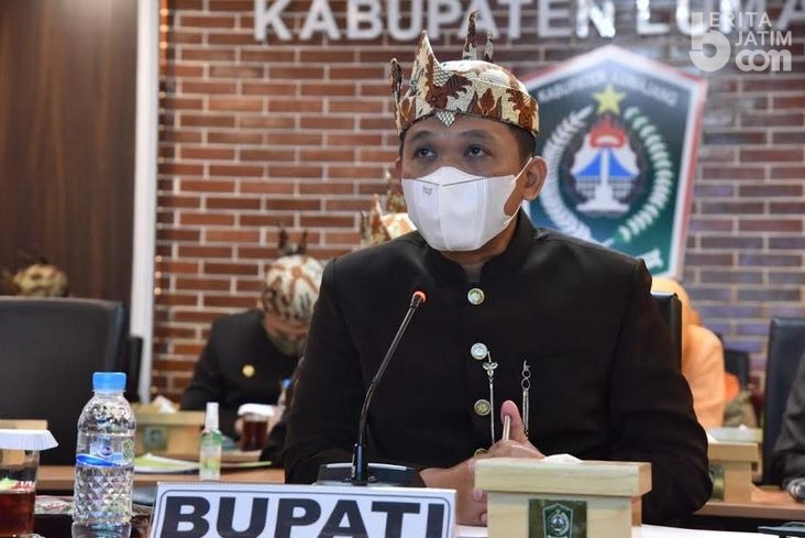 Cak Thoriq Permudah Investasi di Lumajang