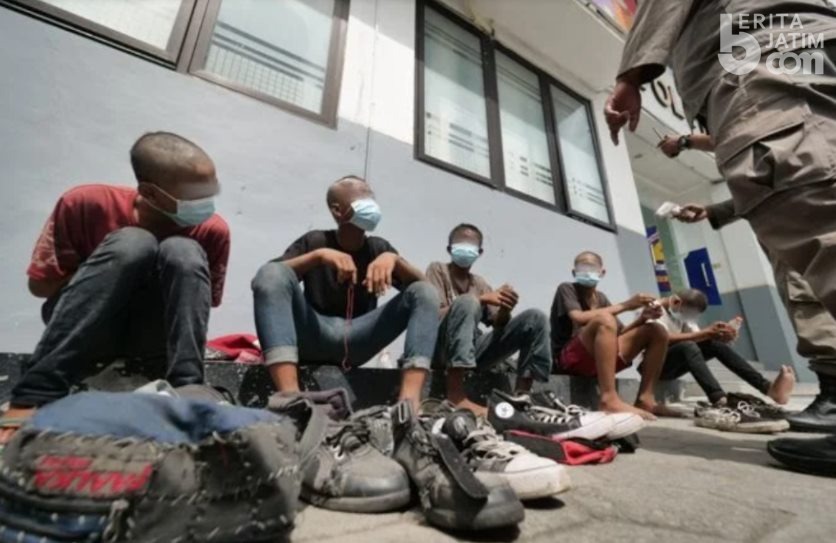 Mabuk-mabukan, Satpol PP Kota Madiun Garuk Anak Punk