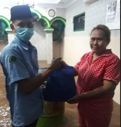DMI Salurkan Bantuan untuk Korban Banjir Jakarta