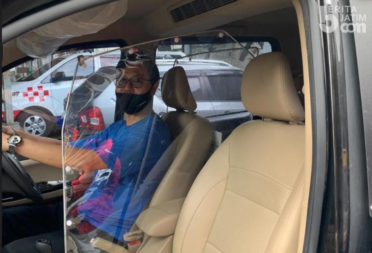 Rayakan Imlek, Driver Online di Surabaya Kedepankan Prokes