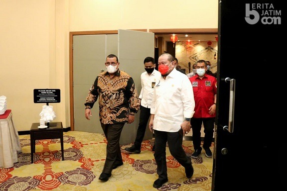 Ketua DPD RI dan Gubernur Papua Bahas PON Hingga Pembangunan