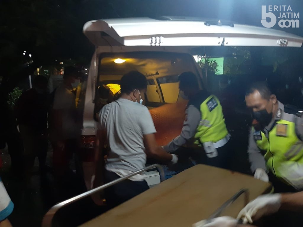 Pasangan Kekasih Dibacok Saat Tidur Berduaan di Kamar