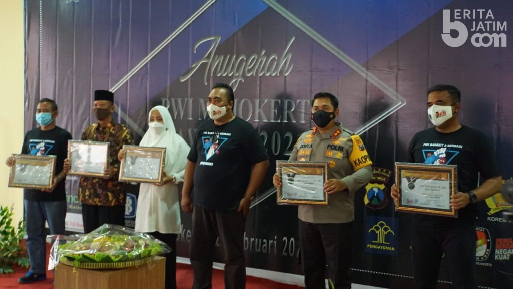 Puncak HPN, Bupati Mojokerto Curhat saat Suami Tersandung Kasus Korupsi