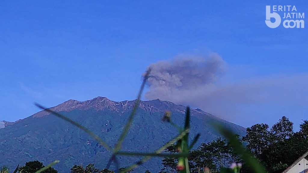 Ini Bahaya Abu Vulkanik Gunung Raung Bagi Warga Banyuwangi