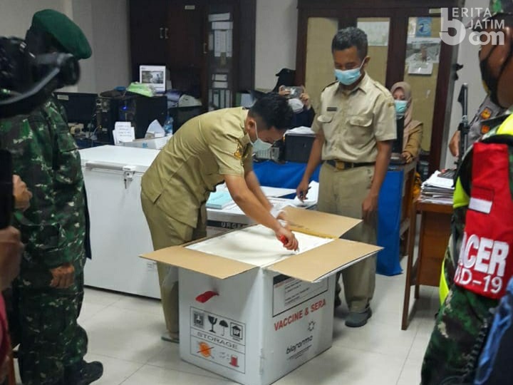 Vaksin Sinovac untuk Mojokerto Raya Diterima Masing-masing Dinkes