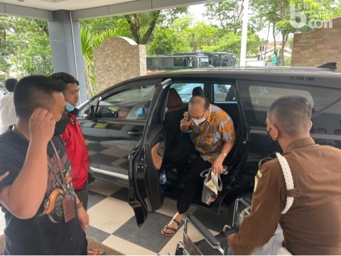 Kejari Surabaya Tangkap Terpidana Perkara Korupsi Pajak PPH Fiktif Rp 1,7 Miliar