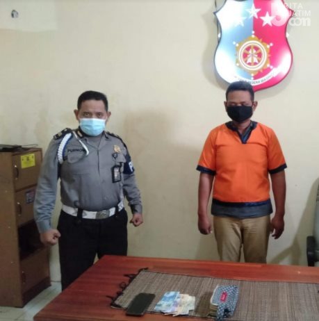 Jambret Dompet Milik Guru, Warga Lamongan Diringkus Polisi Gresik