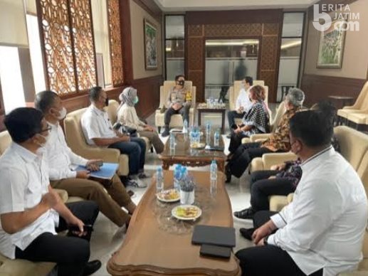 Tangkal Kejahatan Siber, Kapolda Jatim Terima Audiensi Provider Seluler