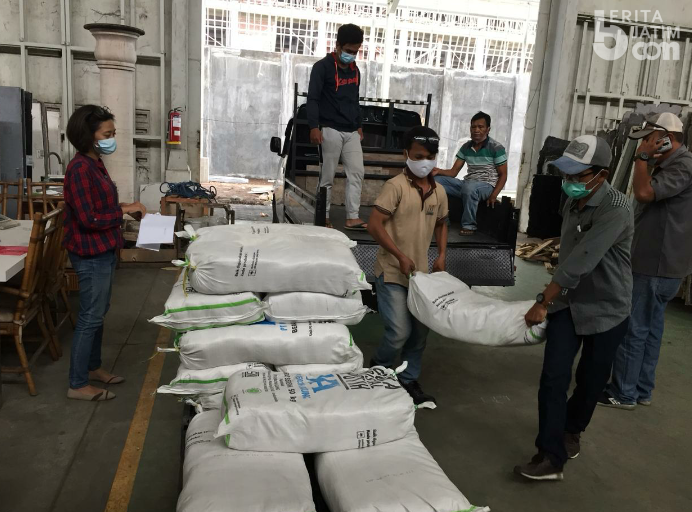 Bantu Korban Longsor Nganjuk, Forkas Jatim Kirimkan 350 Paket Sembako