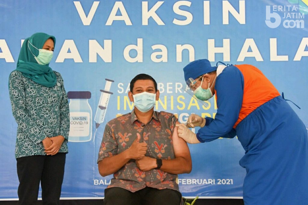Usai Disuntik Vaksin Dosis Kedua, Wali Kota Kediri Bilang Tidak Berasa Apa-Apa