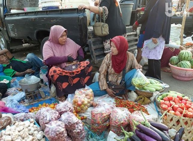 Cabai Rawit Bertahan Rp 120 Ribu, Harga Cabai Besar Beranjak Naik