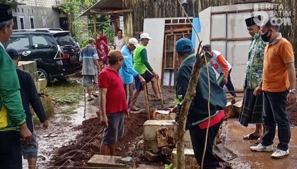 Bakti Sosial Lazisnu Tuban, dari Bedah Rumah hingga Pemberian Beasiswa