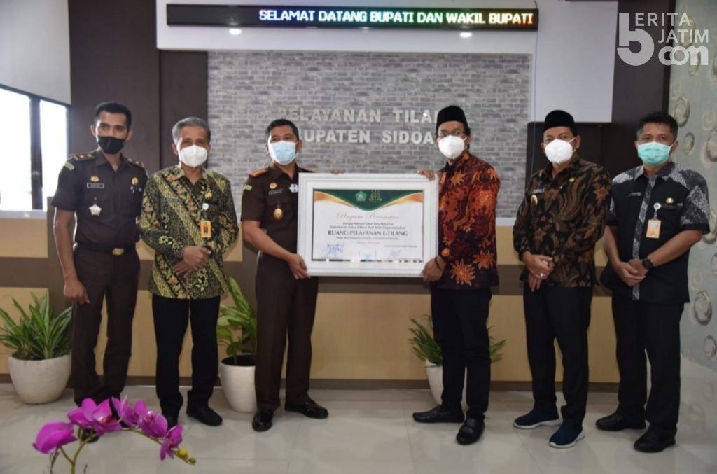 Bupati Sidoarjo Resmikan E-Tilang di Gedung MPP Lingkar Timur
