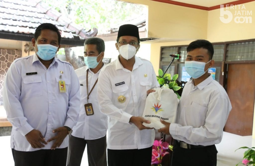 Gus Muhdlor Buka Pelatihan Kerja di Krian Sidoarjo