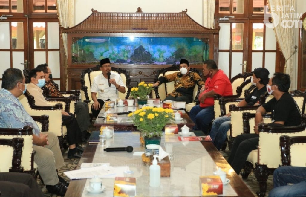 Bupati Sidoarjo Akan Fasilitasi Pertemuan Delta Mania dengan Pemilik Deltras FC