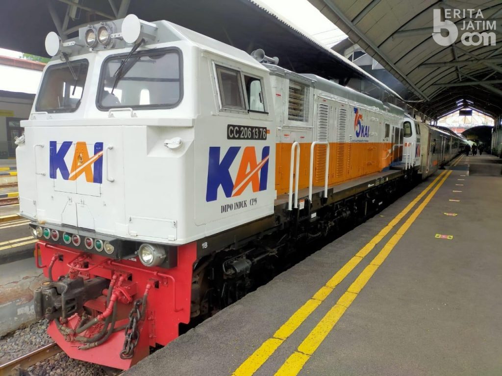 Berangkat dari Malang, KA Kertanegara dan KA Brawijaya Mulai Beroperasi