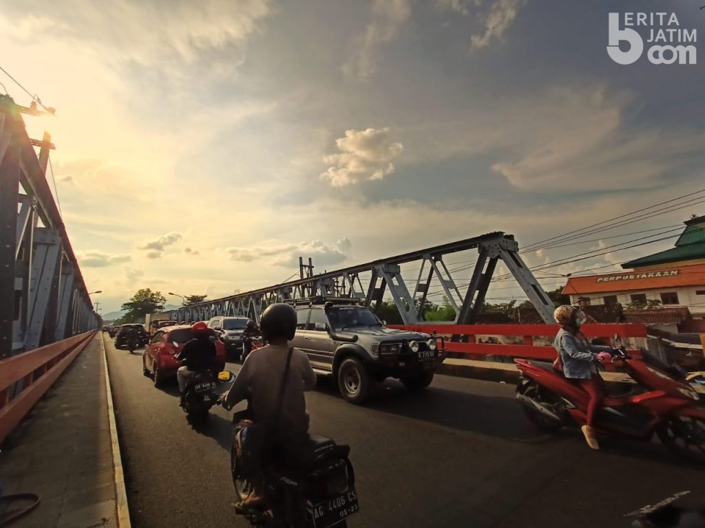 Segera Direkonstruksi, Jembatan Bandar Ngalim Akan Dibuat 4 Lajur