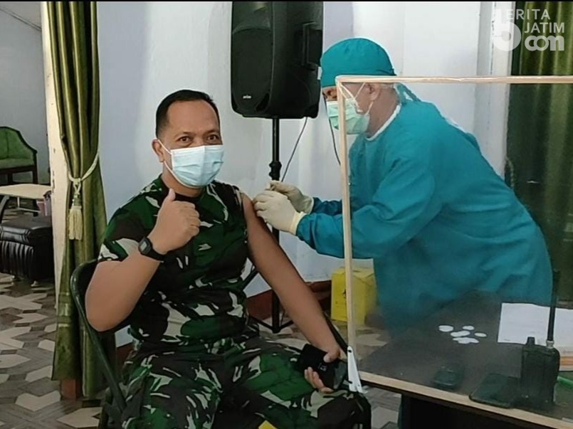 165 Anggota Kodim Kediri Jalani Vaksinasi Dosis Kedua