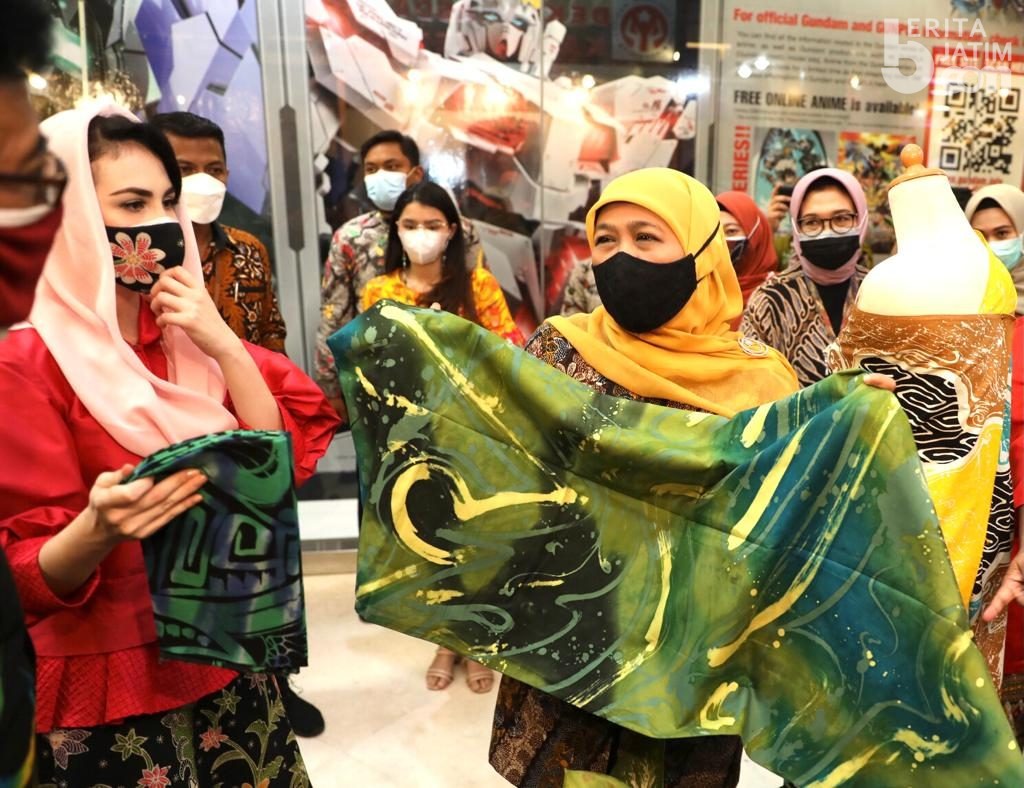 Gubernur Buka Pameran Batik Bordir dan Aksesoris Fair 2021