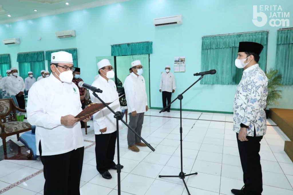 Emil Dardak Lantik Kepengurusan IPHI Kota Surabaya