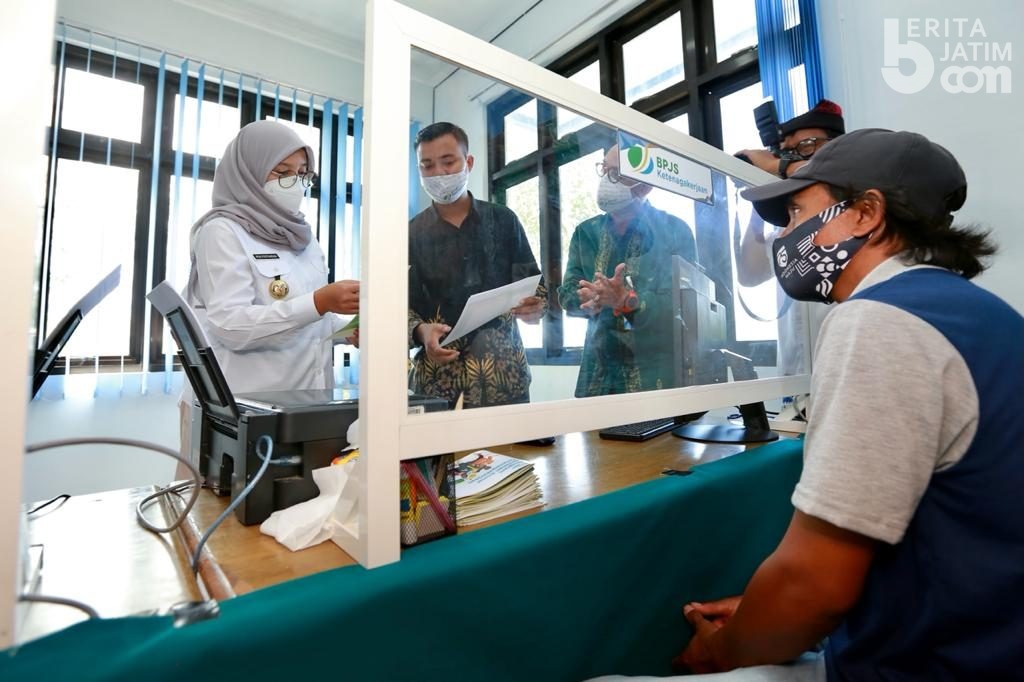 Banyuwangi Luncurkan Gerai Pelayanan Khusus Nelayan