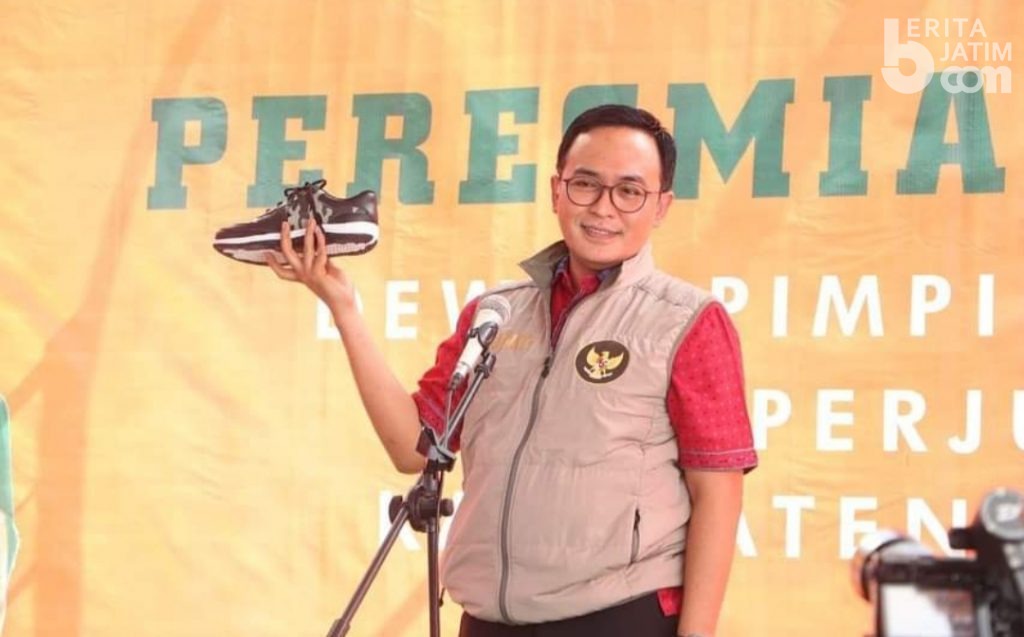 Badrut Tamam Perkenalkan Produk WUB di Peresmian Kantor PDIP Pamekasan