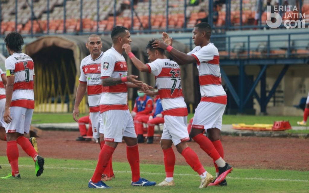 Sering Lakukan Kesalahan, Madura United Kalahkan Sleman 2-1