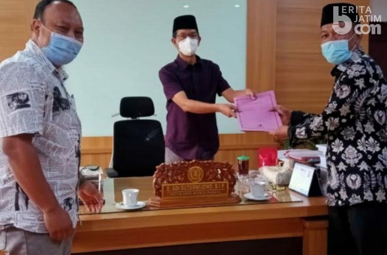 Ketua DPRD Surabaya Minta Pelaku UMKM Segera Divaksinasi