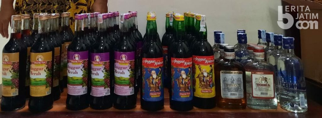 Polres Lumajang Amankan Dua Penjual Miras dari Kalibendo