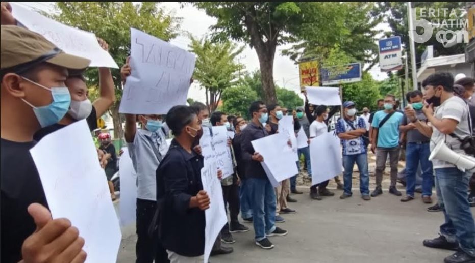 Kecam Kekerasan, Wartawan Tuban Gelar Aksi Damai
