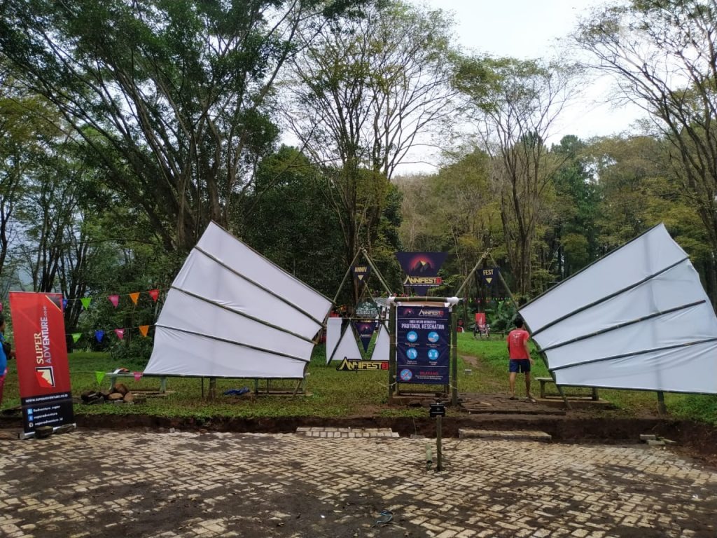 Komunitas Pecinta Alam Jatim-Jateng Rayakan Ultah Semanggi Alas di Prigen Pasuruan