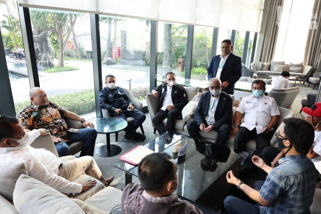 Disambati Aremania, LaNyalla Langsung Pertemukan dengan Menpora dan Ketua Umum PSSI