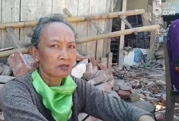 Rumah Hancur, Winarsih Korban Gempa Malang Nekat Cari Pinjaman Uang