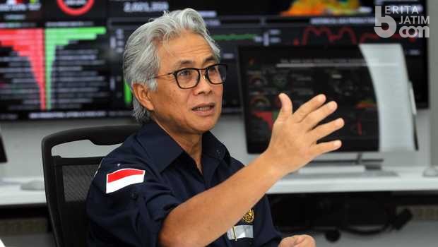 Dwi Soetjipto Terima Penghargaan PWI Jatim