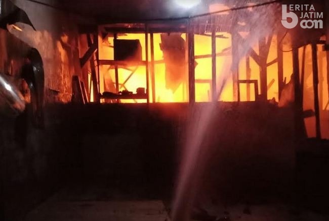 Tiga Rumah di Bojonegoro Ludes Terbakar
